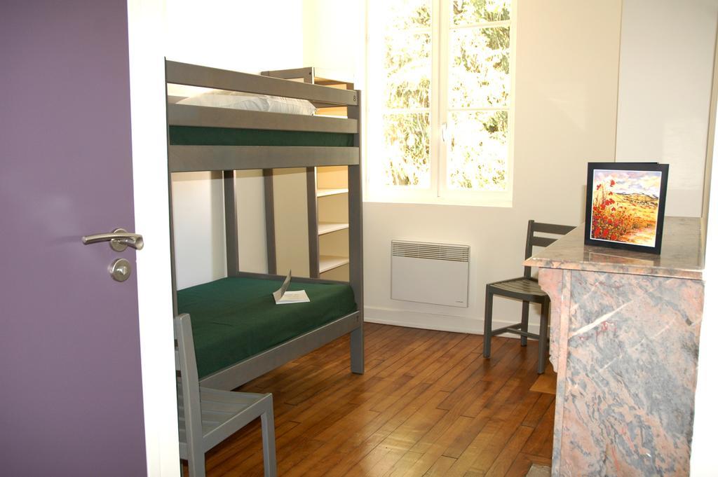La Maison Des Randonneurs Hostel Auxerre Room photo